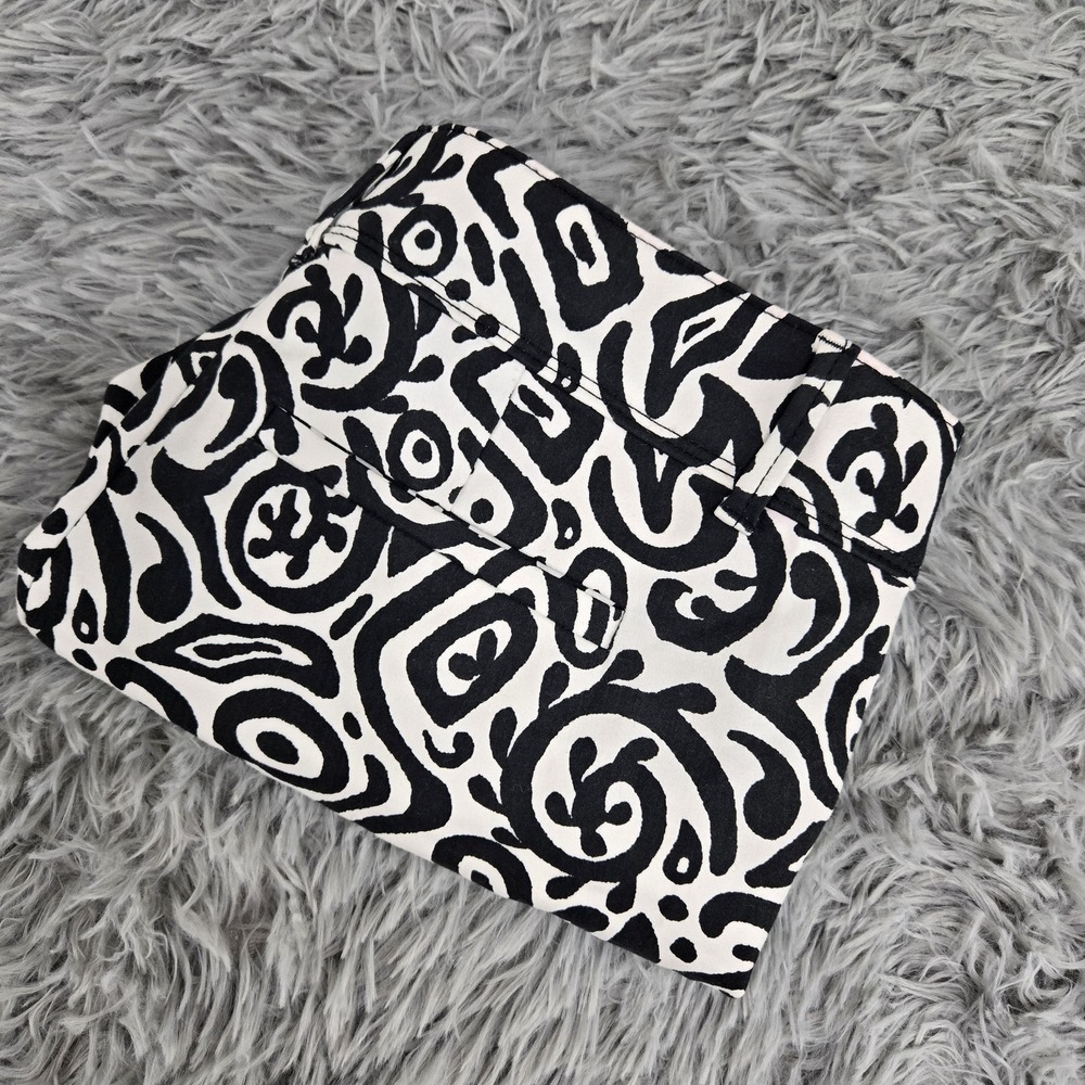 Isaac Mizrahi Womens 4 Black & White Paisley 5 in Min‎ Rise Casual Chino Shorts